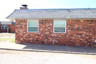 112 NE 12th Street, Moore, OK 73160