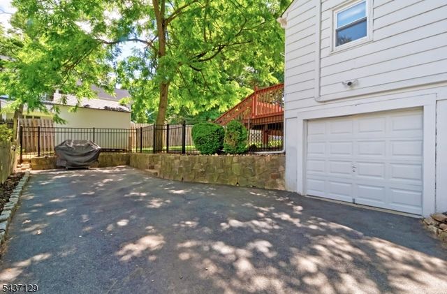 30 Hillcrest Avenue, Morristown Town, NJ 07960