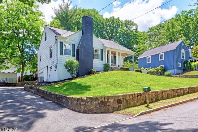30 Hillcrest Avenue, Morristown Town, NJ 07960