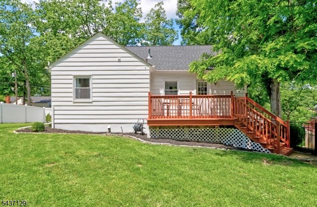 30 Hillcrest Avenue, Morristown Town, NJ 07960