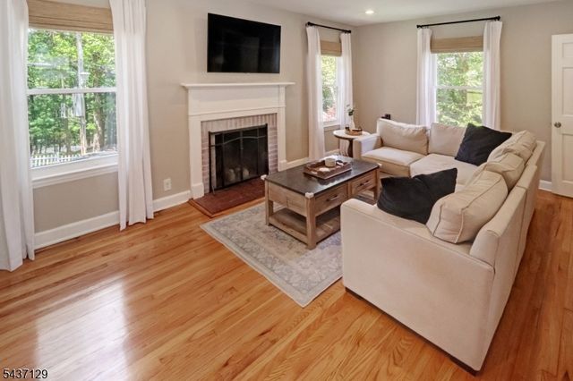 30 Hillcrest Avenue, Morristown Town, NJ 07960