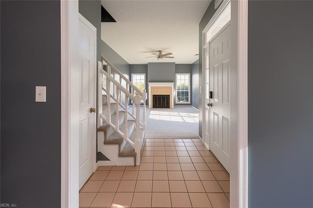 2261 Claymill DR, Newport News, VA 23602