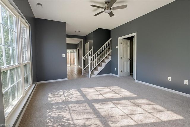 2261 Claymill DR, Newport News, VA 23602