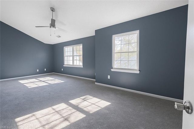 2261 Claymill DR, Newport News, VA 23602