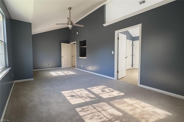 2261 Claymill DR, Newport News, VA 23602