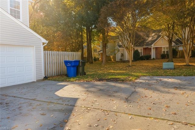 2261 Claymill DR, Newport News, VA 23602