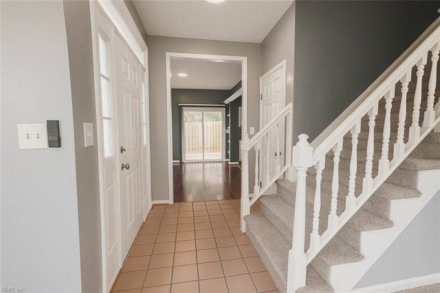 2261 Claymill DR, Newport News, VA 23602