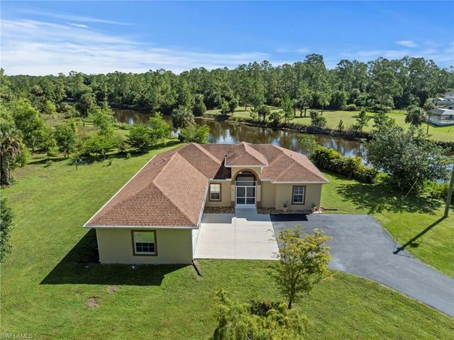 2233 18th AVE NE, Naples, FL 34120