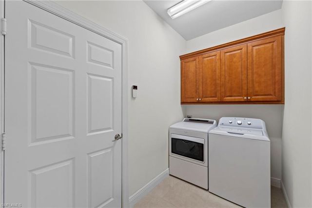 2233 18th AVE NE, Naples, FL 34120