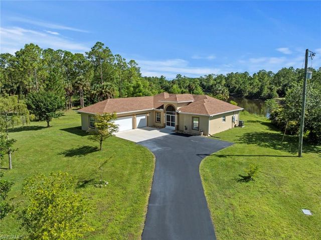 2233 18th AVE NE, Naples, FL 34120