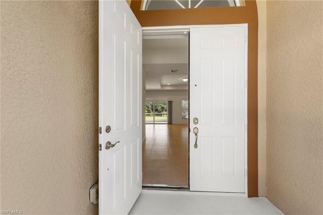 2233 18th AVE NE, Naples, FL 34120