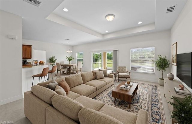 2233 18th AVE NE, Naples, FL 34120