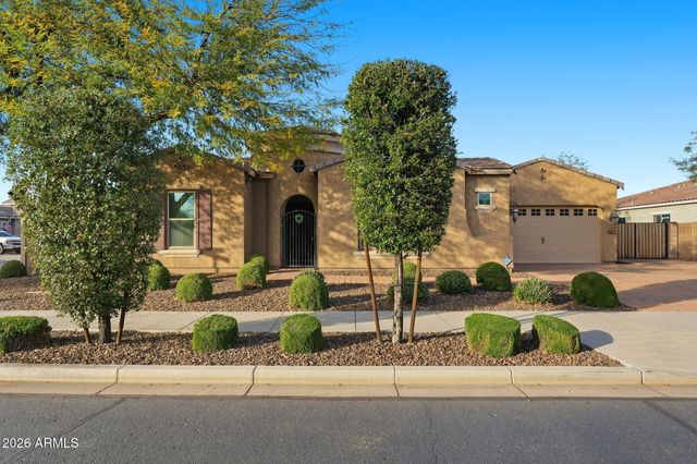 20066 E RUSSET Road, Queen Creek, AZ 85142