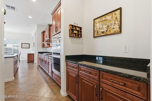 20066 E RUSSET Road, Queen Creek, AZ 85142