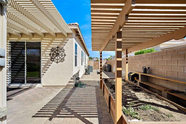 43227 Corte Del Oro, La Quinta, CA 92253