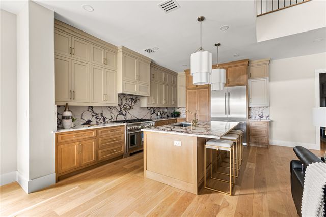 5622 Amherst, Dallas, TX 75209