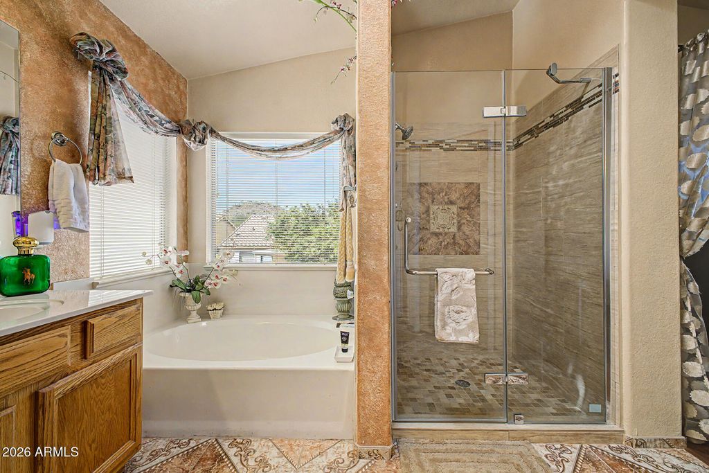 Image 19 of property listing at 2304 E WESCOTT Drive, Phoenix, AZ 85024