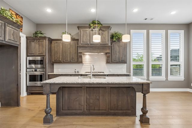 1910 Woodland Skipper Way, Arlington, TX 76005