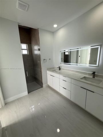 3703 36th ST SW, Lehigh Acres, FL 33976