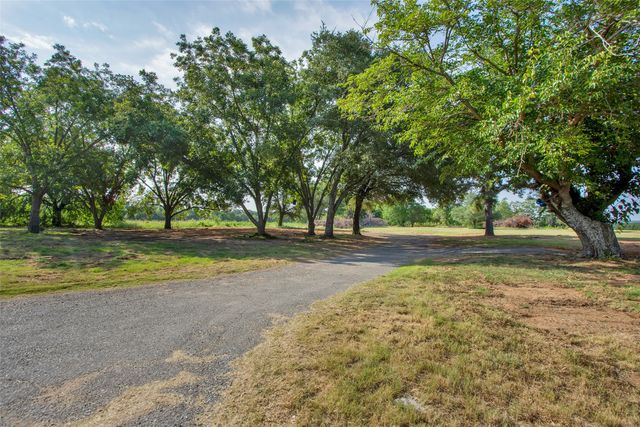 000 Stafford Drive, Denison, TX 75020