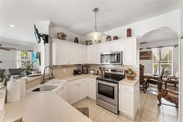 20032 SW 128th Ct 0, Miami, FL 33177