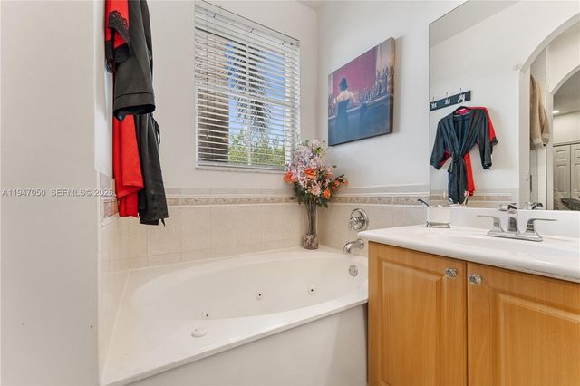 20032 SW 128th Ct 0, Miami, FL 33177