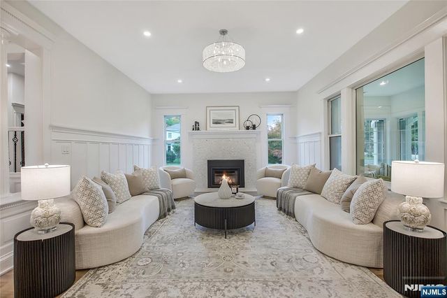 555 Mountain Avenue, Westfield, NJ 07090