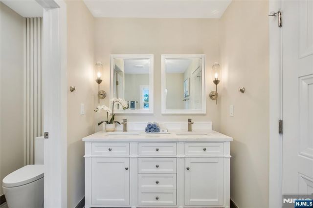 555 Mountain Avenue, Westfield, NJ 07090