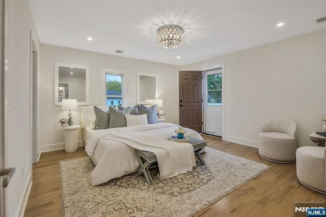 555 Mountain Avenue, Westfield, NJ 07090