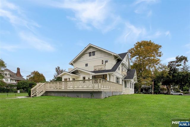 555 Mountain Avenue, Westfield, NJ 07090