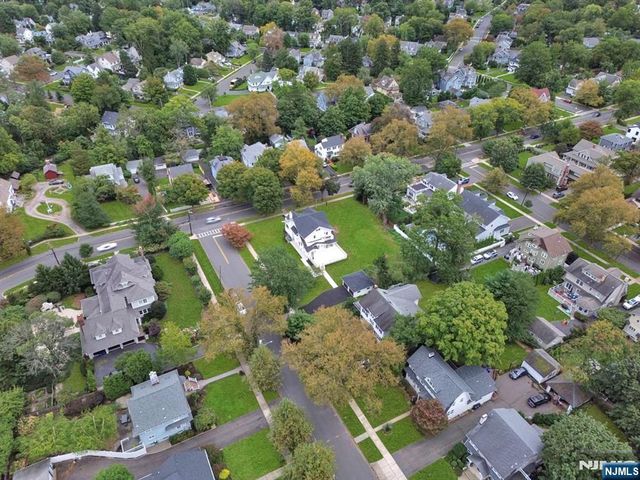 555 Mountain Avenue, Westfield, NJ 07090