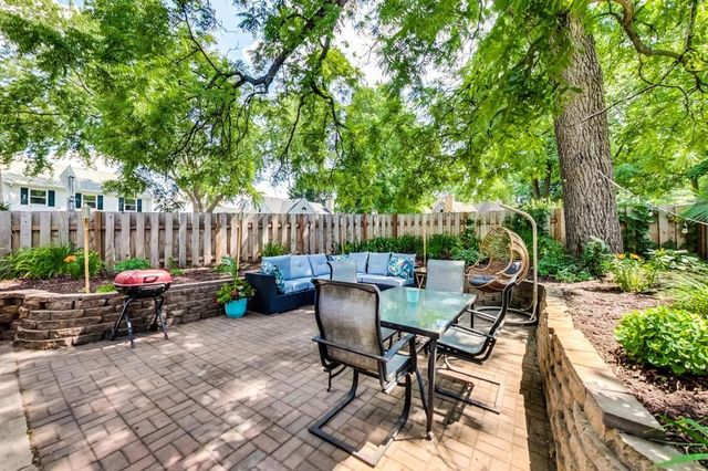 321 E Diamond Lake Road, Minneapolis, MN 55419
