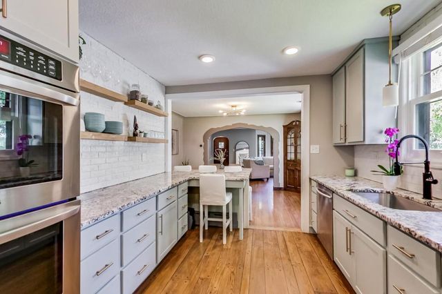 321 E Diamond Lake Road, Minneapolis, MN 55419