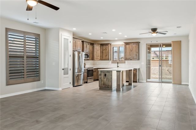 2673 Kingman Drive, Bullhead City, AZ 86429