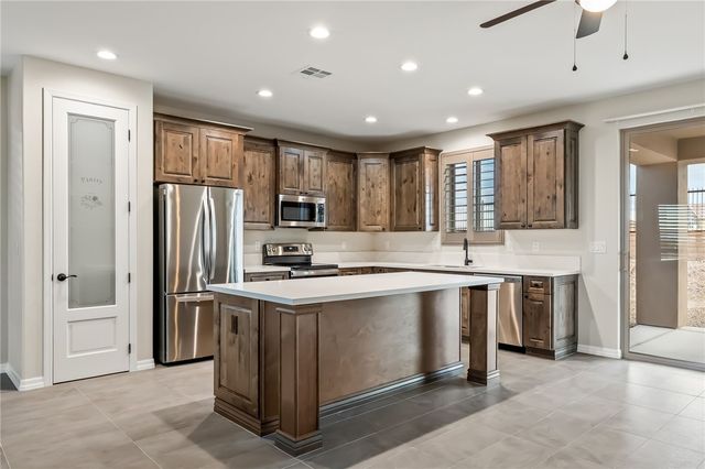 2673 Kingman Drive, Bullhead City, AZ 86429