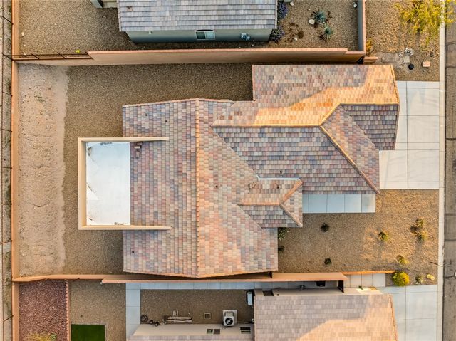 2673 Kingman Drive, Bullhead City, AZ 86429