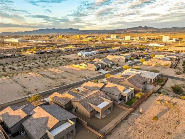 2673 Kingman Drive, Bullhead City, AZ 86429