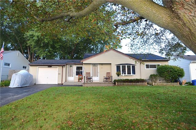 225 Hildegarde Road, Greece, NY 14626