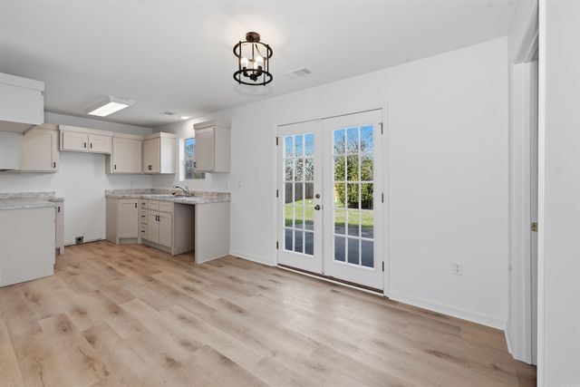 1101 Barberry Cove, Benton, AR 72015