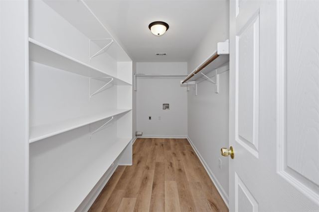 1101 Barberry Cove, Benton, AR 72015