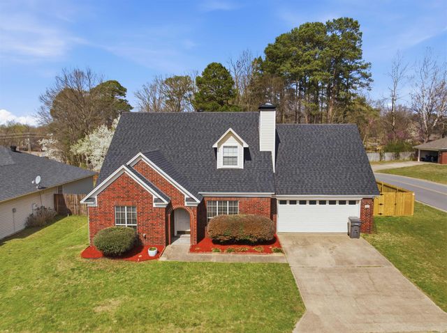 1101 Barberry Cove, Benton, AR 72015