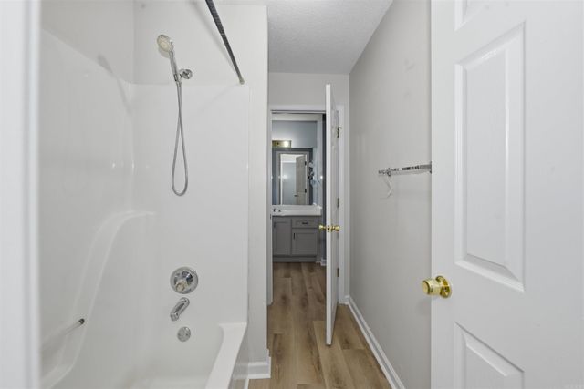 1101 Barberry Cove, Benton, AR 72015