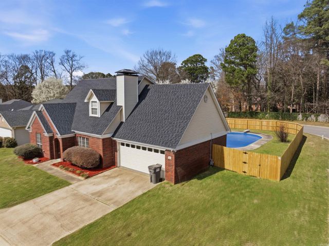 1101 Barberry Cove, Benton, AR 72015