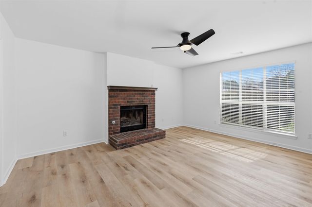 1101 Barberry Cove, Benton, AR 72015