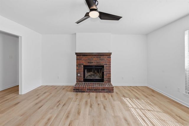 1101 Barberry Cove, Benton, AR 72015