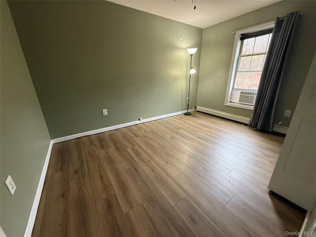 14 Shannon Lane, Pine Bush, NY 12566