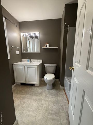 14 Shannon Lane, Pine Bush, NY 12566