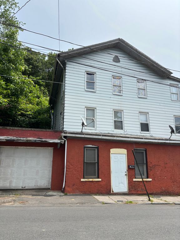 238 Bishop Street, Waterbury, CT 06704