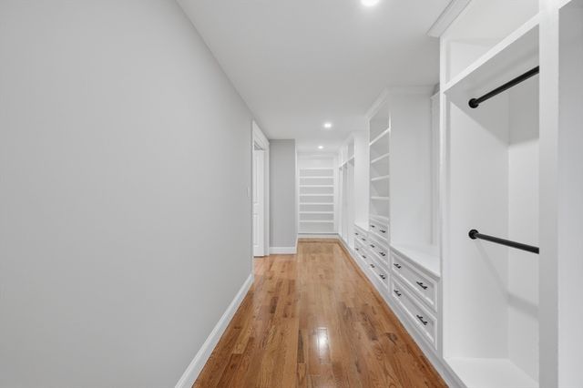 33 Milford St, Upton, MA 01568