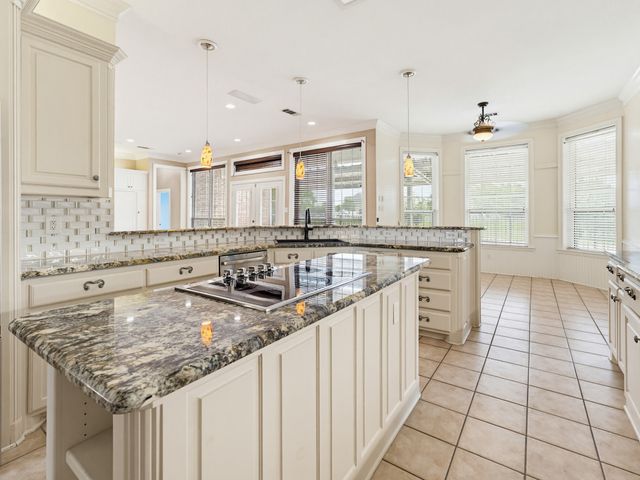 201 Willowcrest, Rockwall, TX 75032